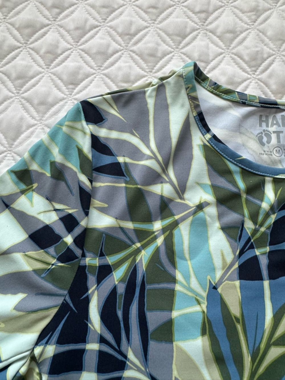Hang Ten Long Sleeve Leaf Print Sun Protect Rash Guard Swim Top Blue Green Sz M - Picture 8 of 15